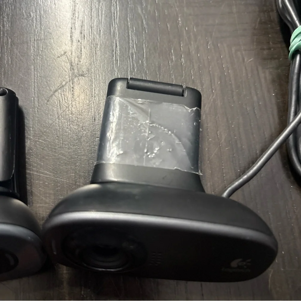Logitech V-U0015 HD 720p USB Webcam Cameras 860-000443 Set of 2